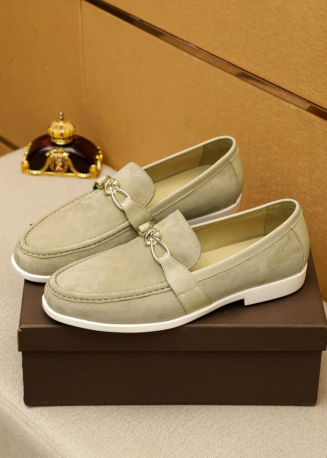 Men's men's shoes 💰580 💐Bottega Venetta [BV] Hong Kong - counter synchronization 🔥Summer new models are popular on the official website! Original 1⃣:1⃣ production✊💯💯, top-quality original product, exclusive first release, carefully crafted, full of European flavor, gentleman style, upper material, imported top layer frosted cowhide, cowhide leather lining, imported original outsole, comfortable and wear-resistant. 4 colors available! Code number: 39-44 (38.45.46🉑️customized)